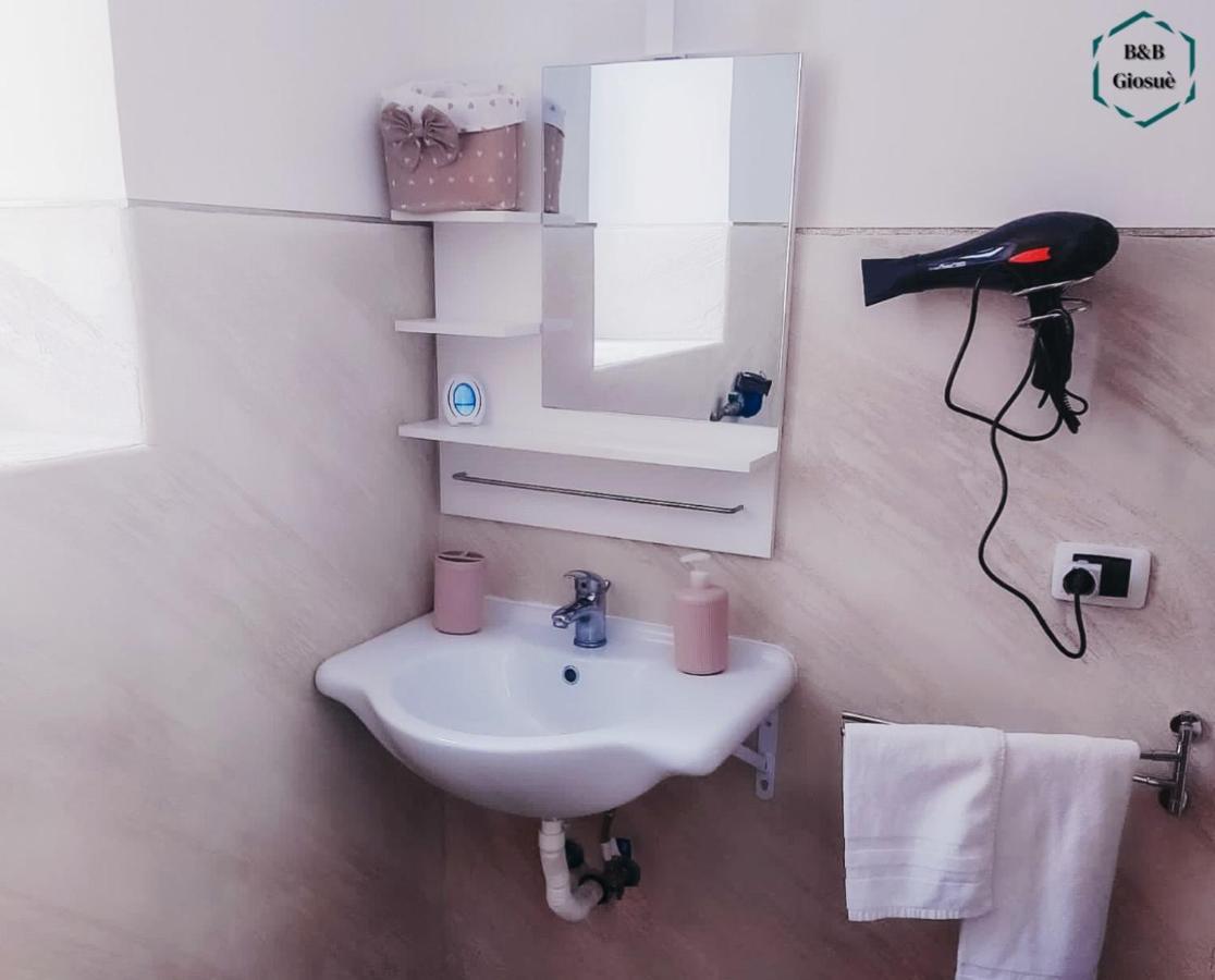 B&B Giosue Napels Buitenkant foto