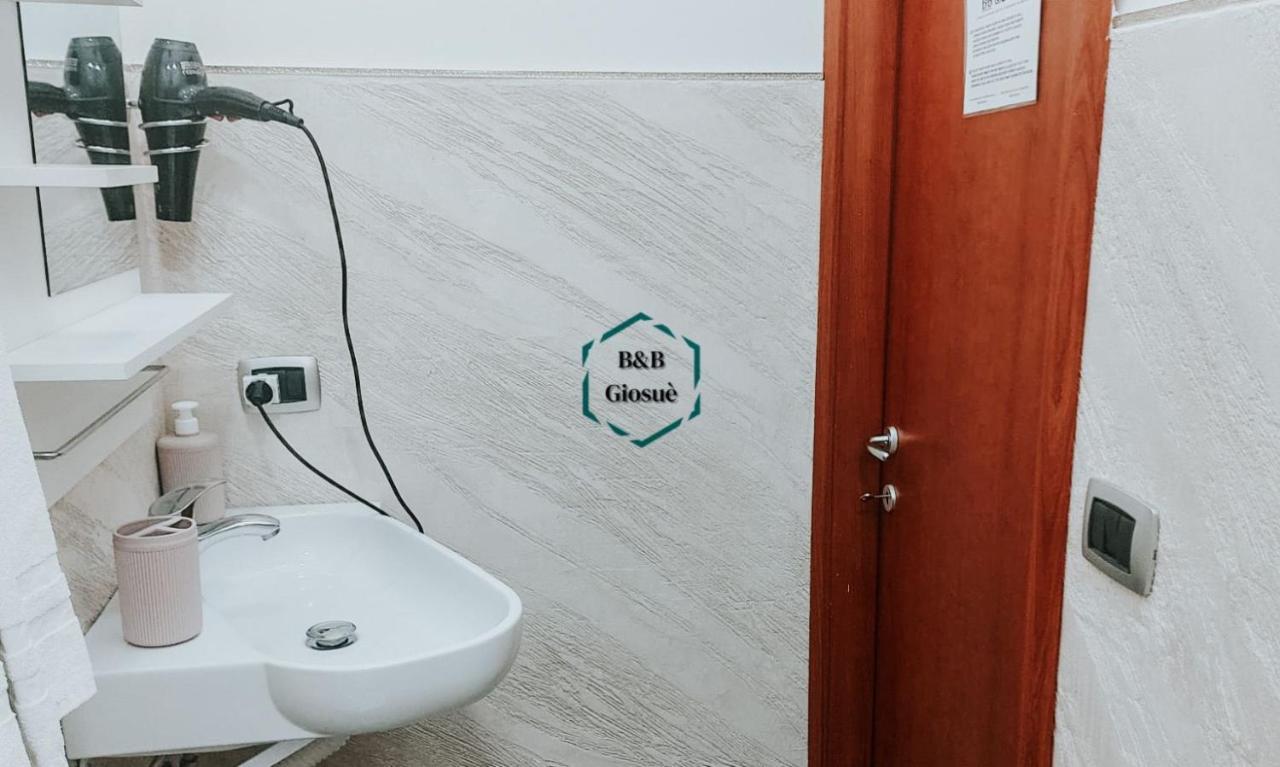 B&B Giosue Napels Buitenkant foto