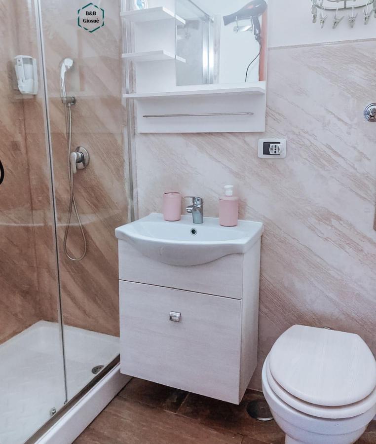 B&B Giosue Napels Buitenkant foto